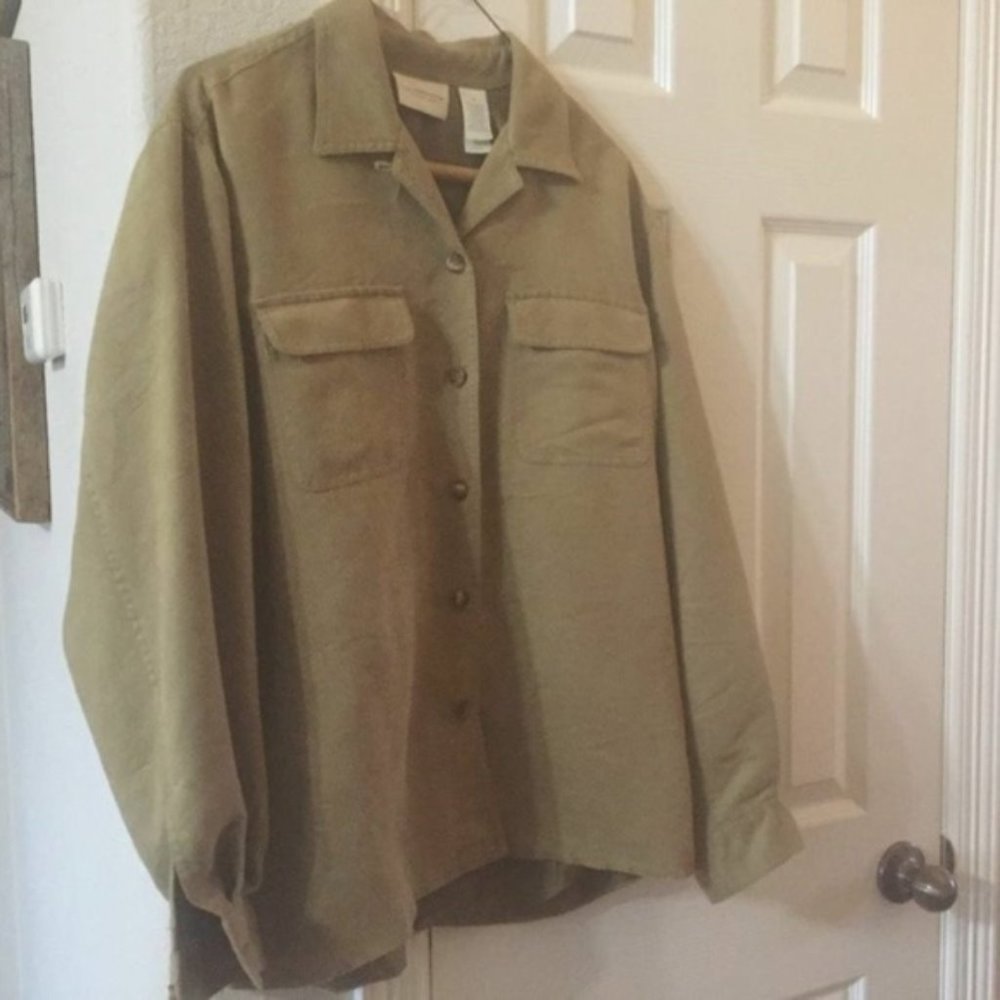 VTG Liz Claiborne long sleeve button Shacket M